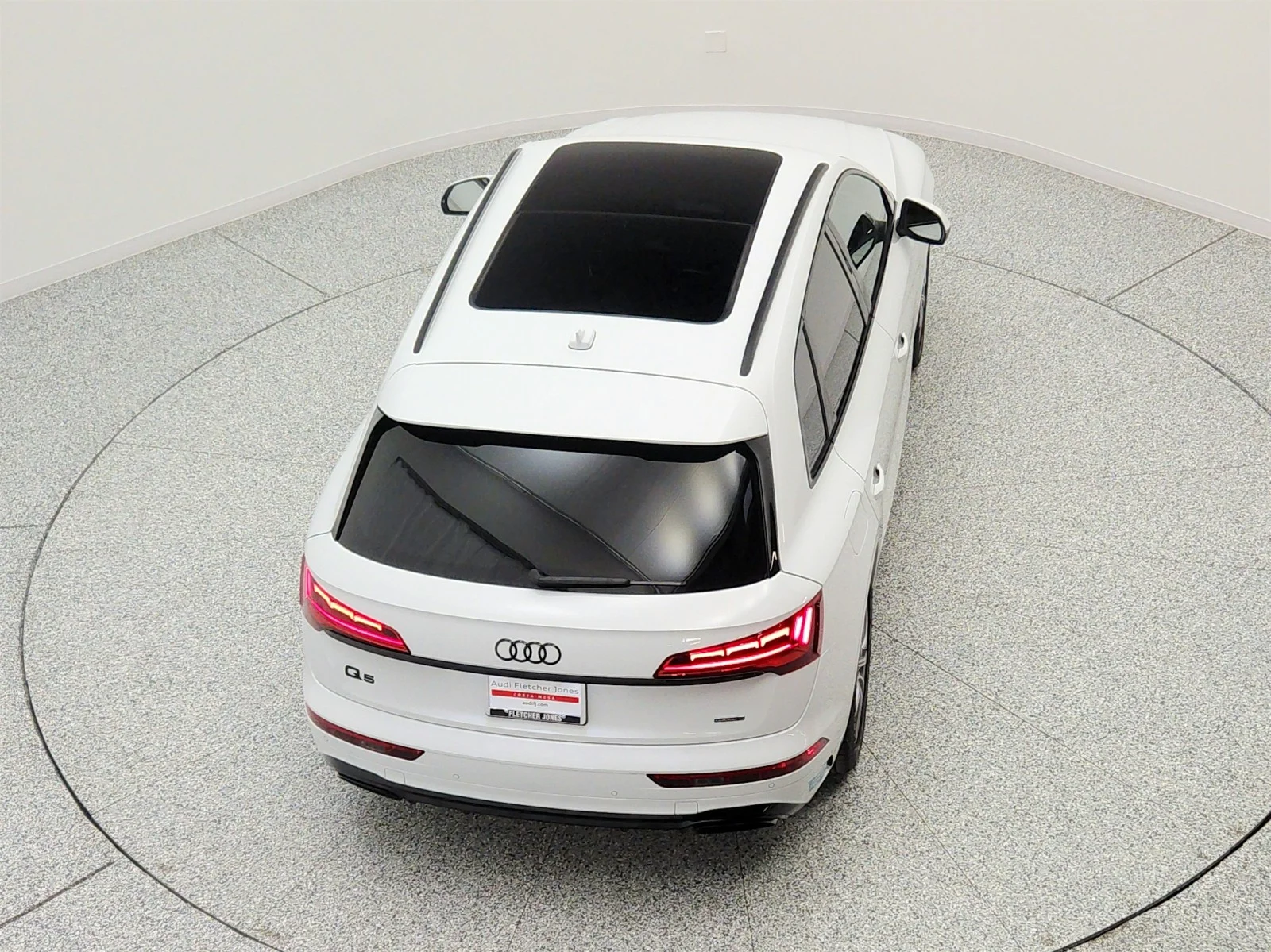 Used 2024 Glacier White Metallic Audi S line Prestige 55 TFSI e quattro image 27