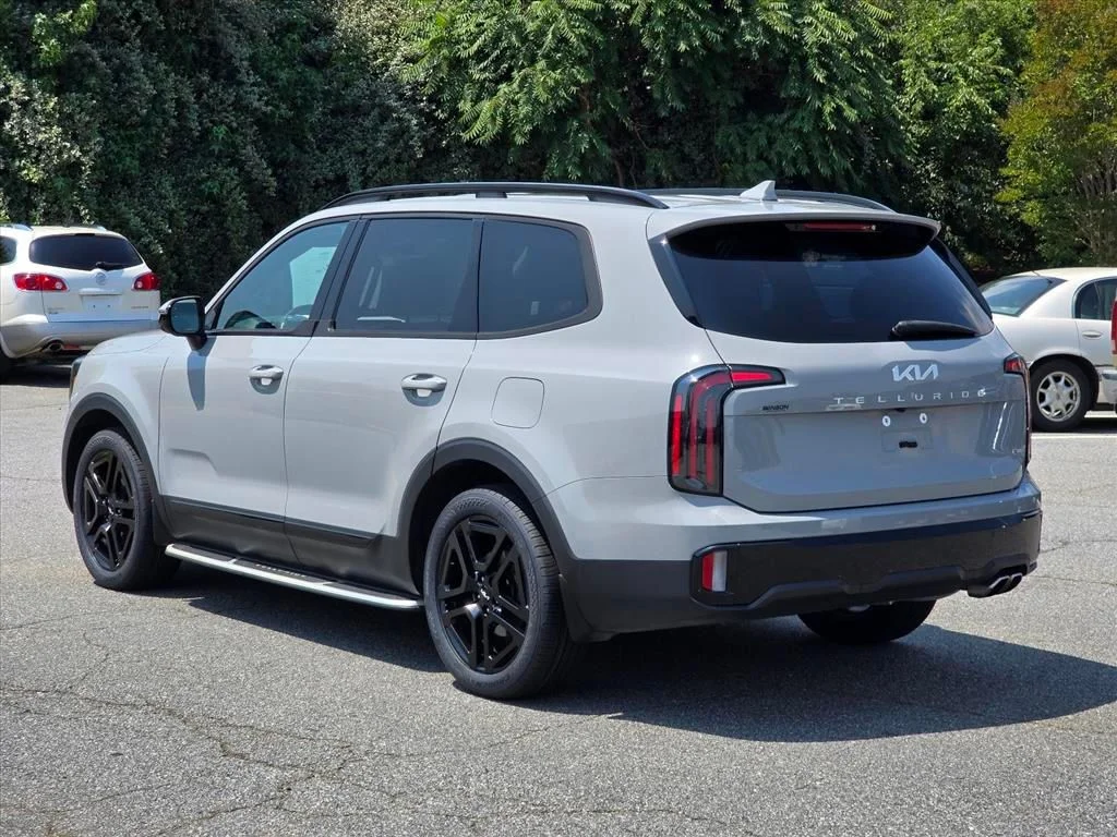 Used 2024 Gray Kia SX-Prestige X-Line image 24