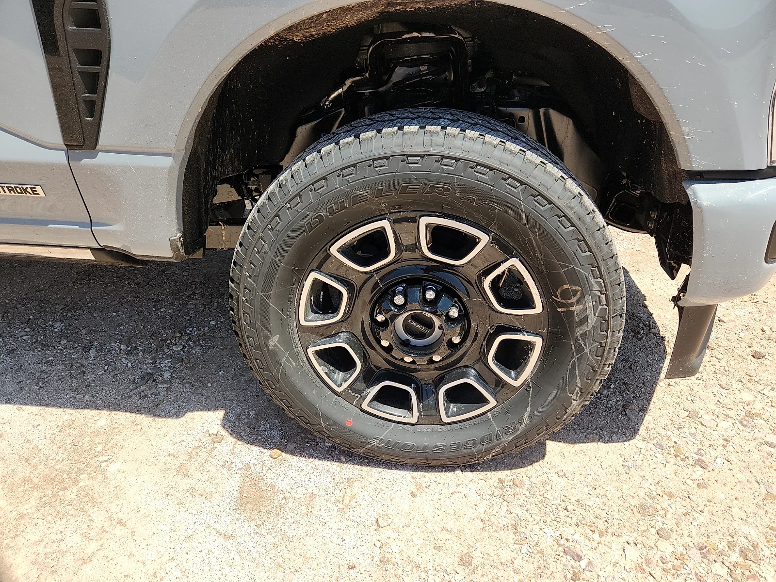 New 2026 Glacier Gray Metallic Tri-Coat Ford F-250® Platinum® image 9