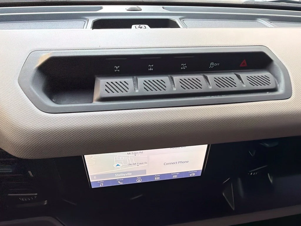 Used 2023 Azure Gray Metallic Ford Wildtrak image 20