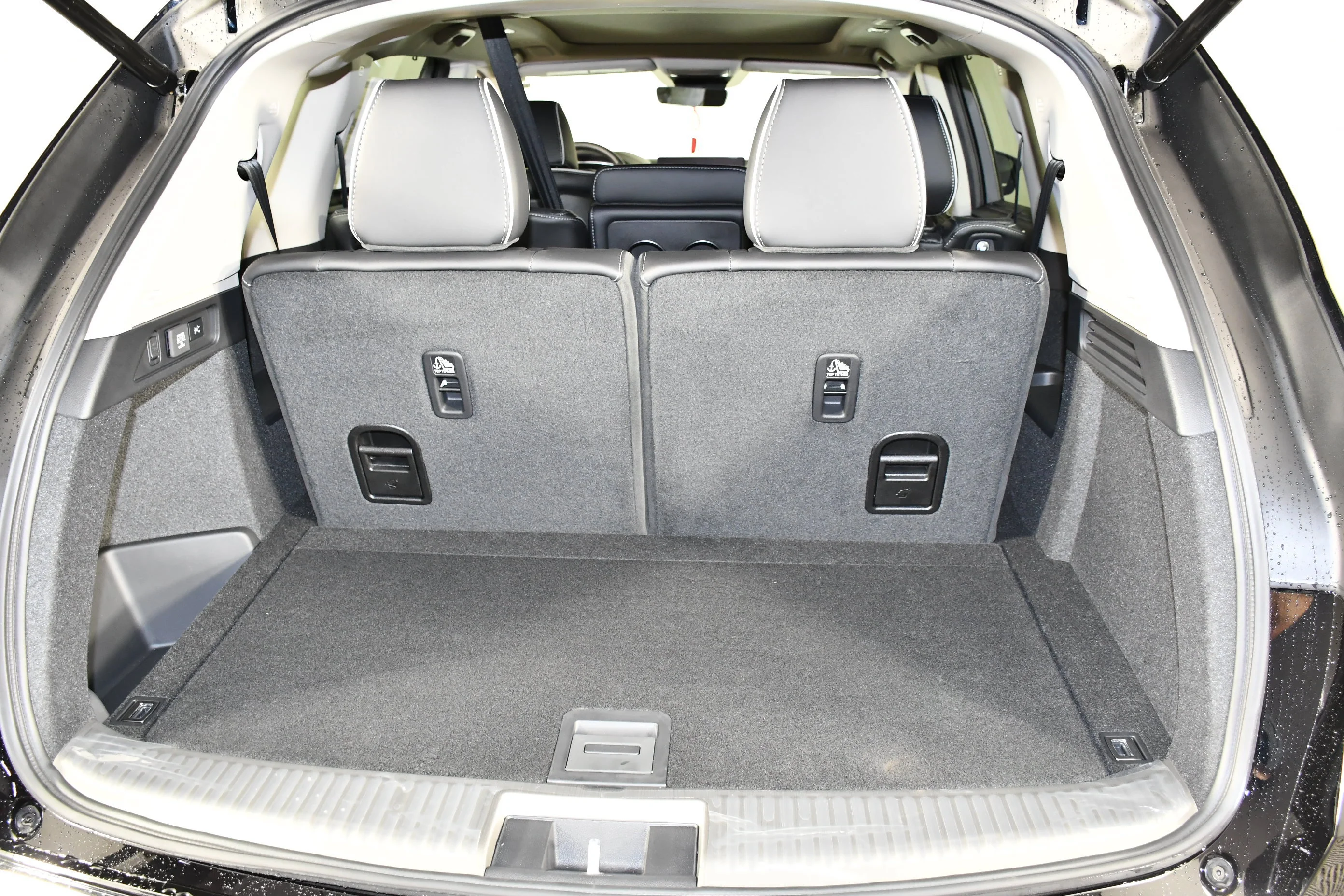 New 2026 Majestic Black Pearl Acura w/Advance Package image 16