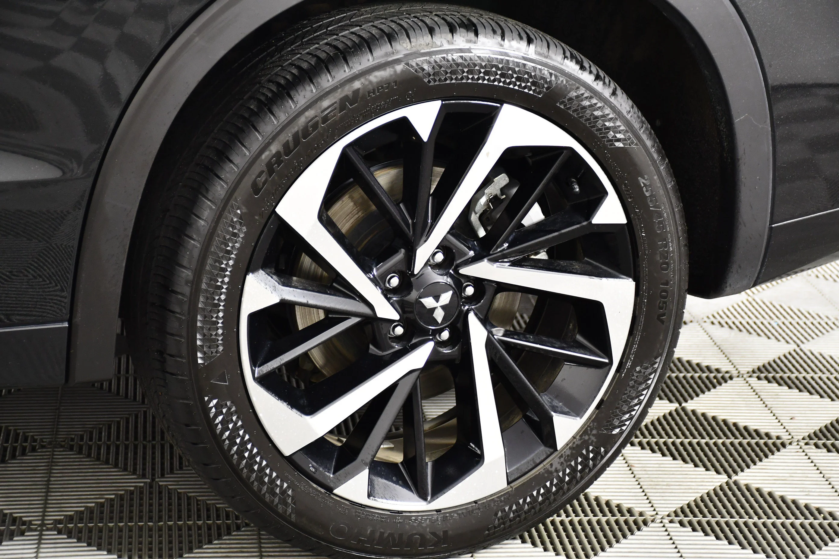Certified Used 2024 Black Diamond Mitsubishi SEL image 52