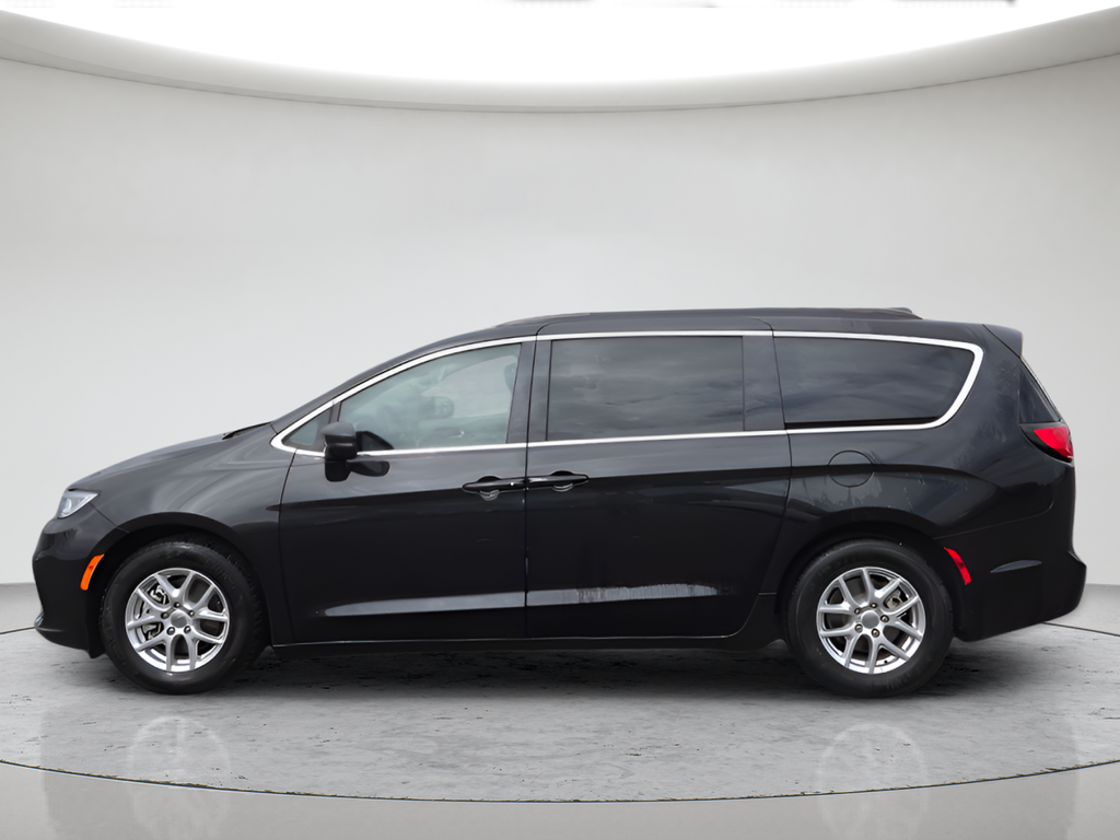 2022 Chrysler Pacifica Touring L - Photo 8