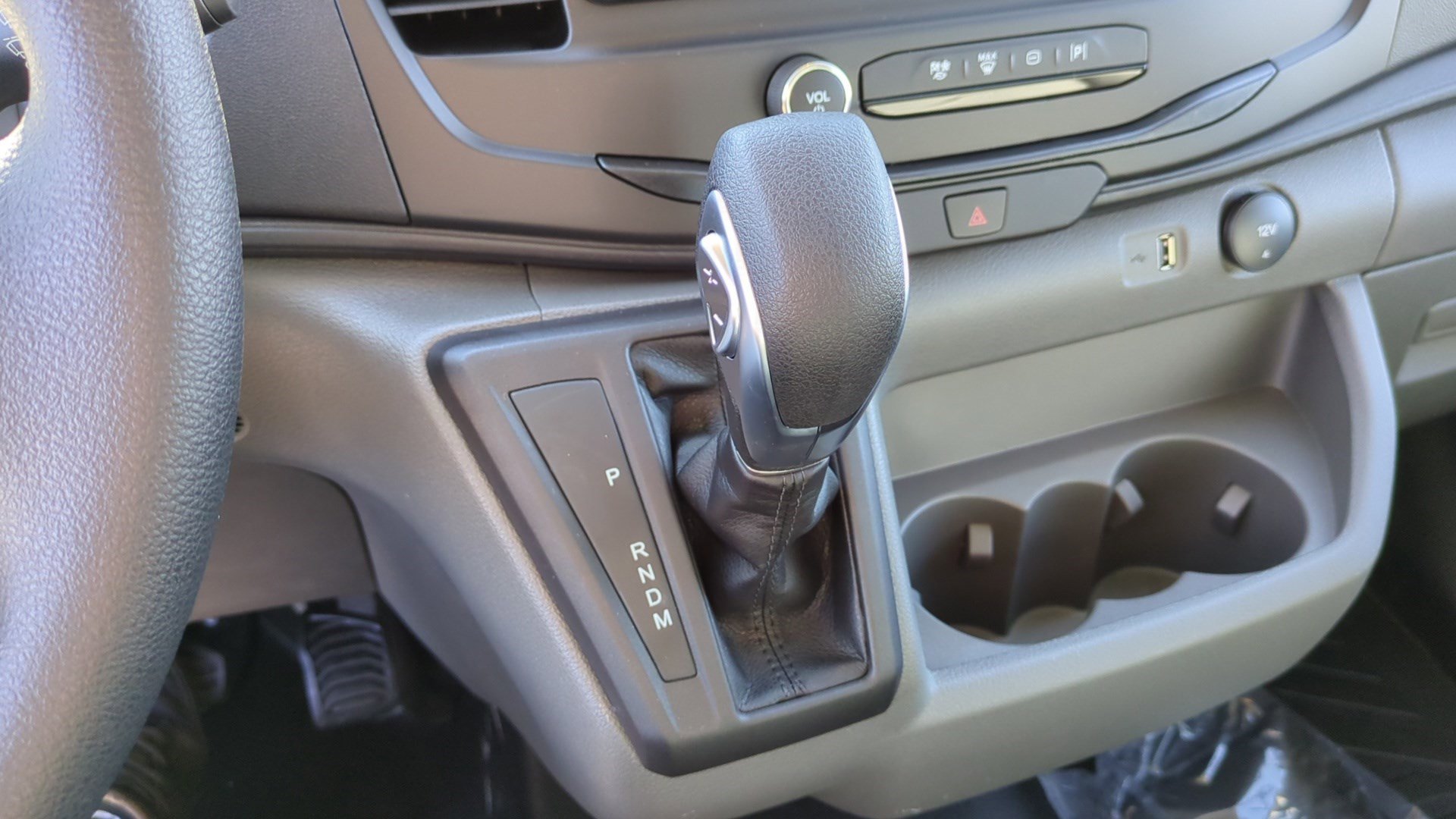 2026 Ford Transit Van Base - Photo 11