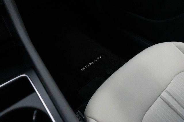 New 2026 Silver Hyundai SEL Sport image 20