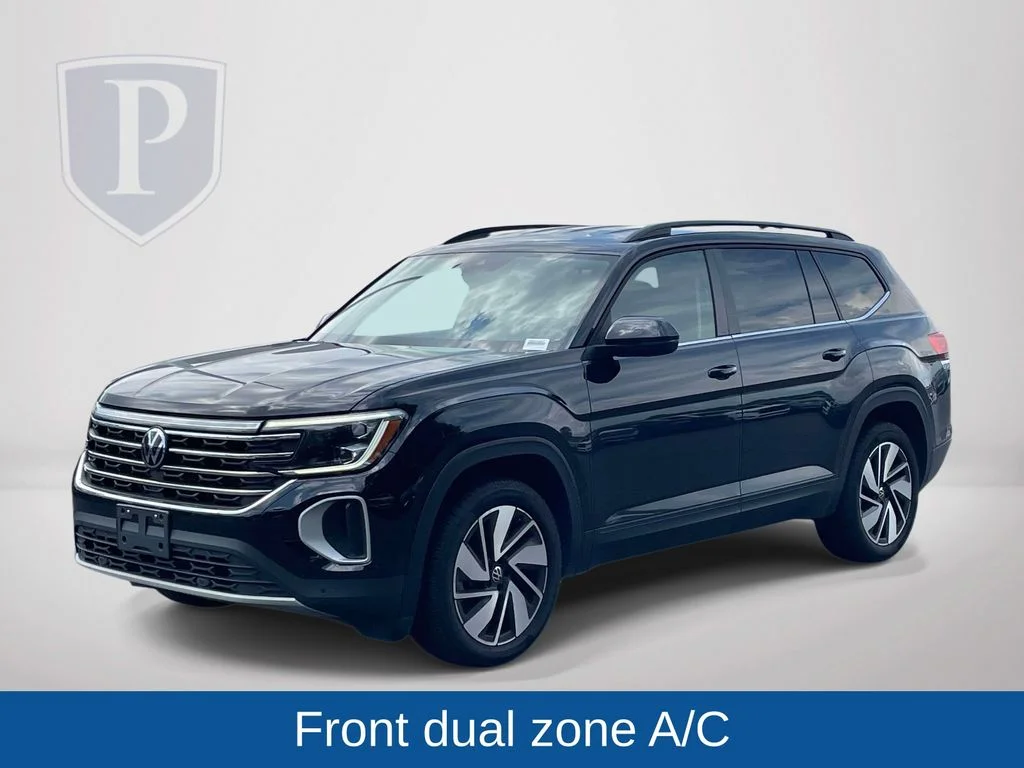 Certified Used 2025  Volkswagen 2.0T SE w/Technology image 3