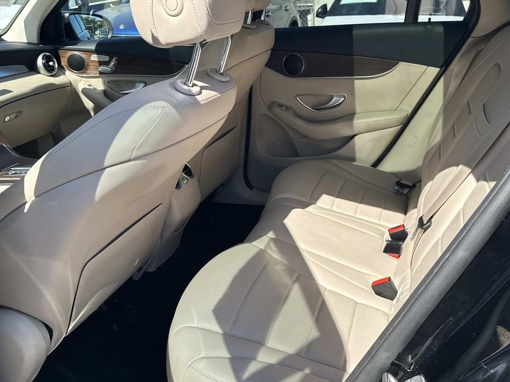 Certified Used 2022 Black Mercedes-Benz GLC 300 image 15