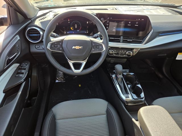 2026 Chevrolet Trax LT - Photo 8