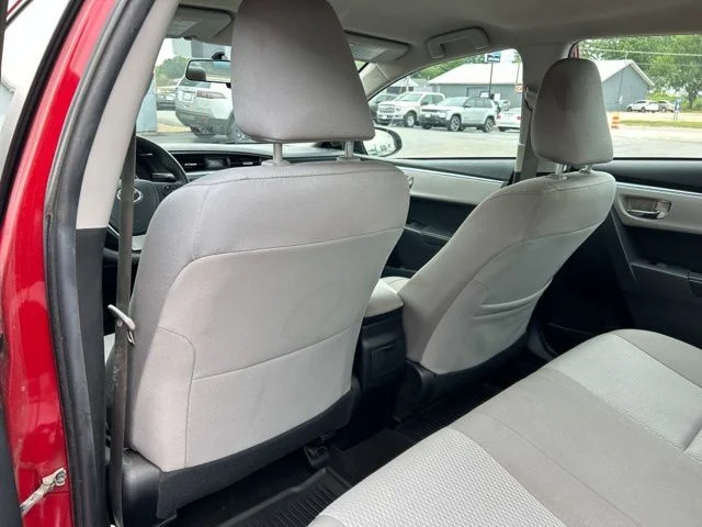 Used 2016 Barcelona Red Metallic Toyota LE image 19
