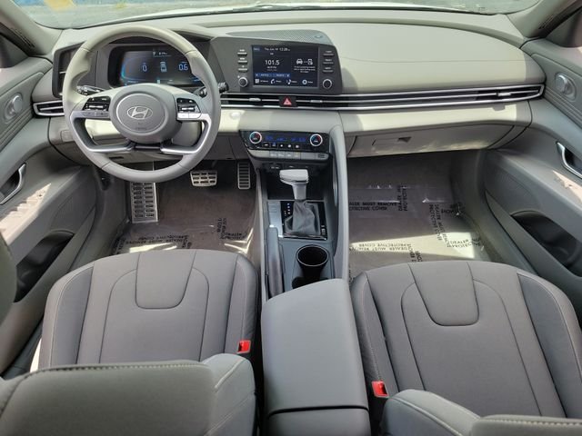 2026 Hyundai Elantra SEL Sport - Photo 13