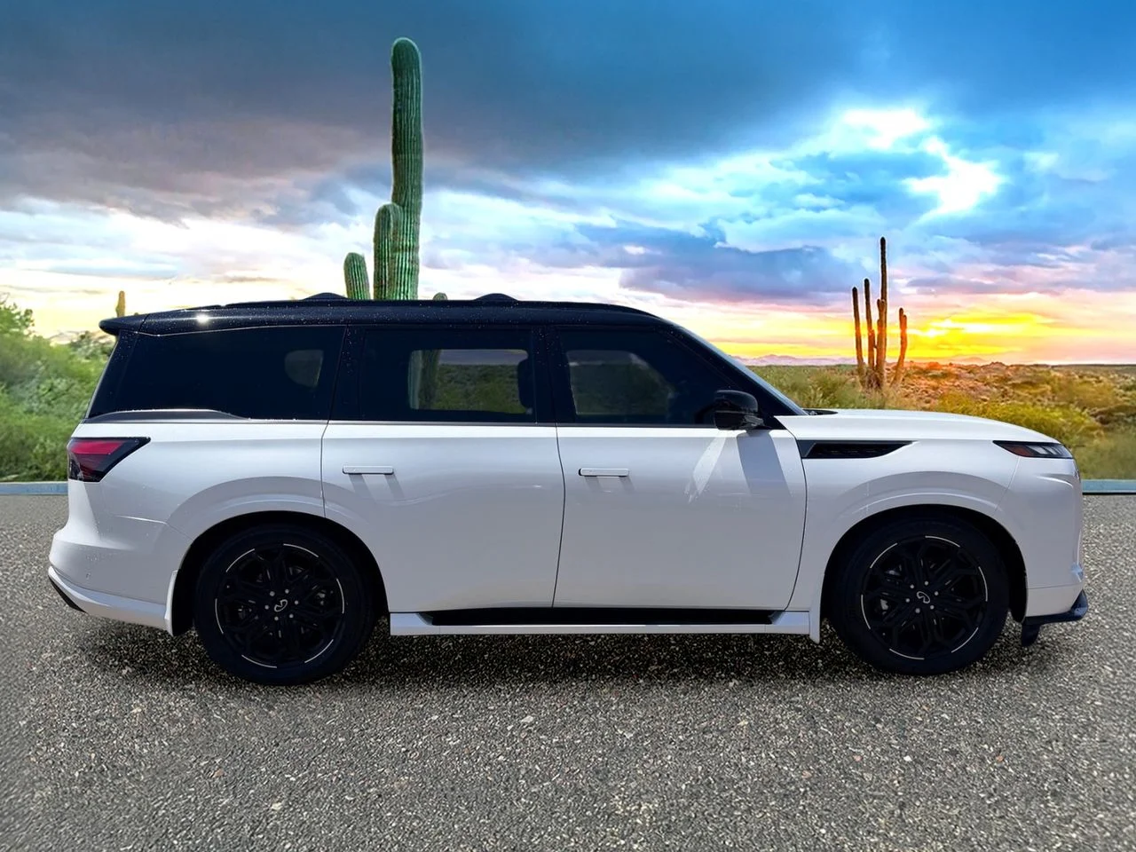 New 2027 2T RADIANT WHIT INFINITI Sport 4WD image 3