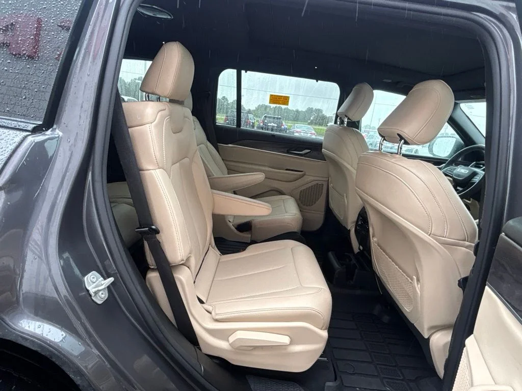 Used 2024 Gray Jeep Limited image 32