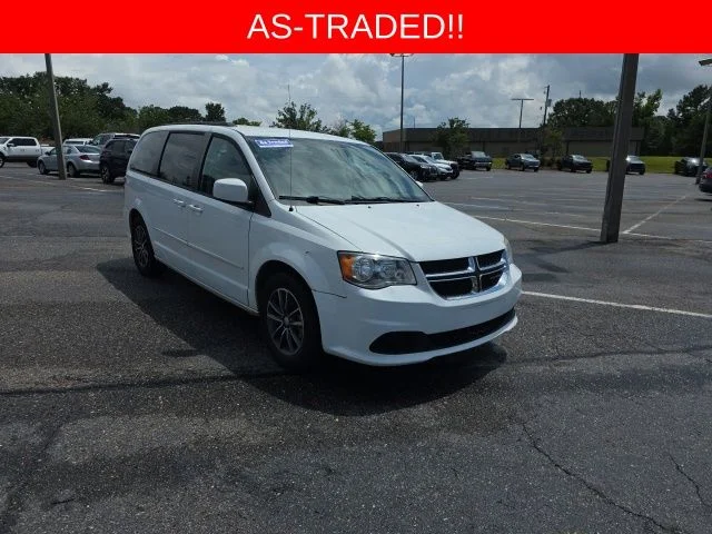 Used 2016 White Dodge SXT image 1