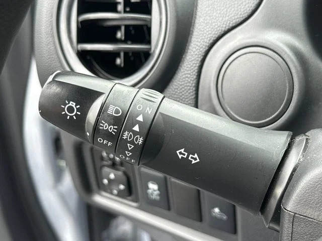 Used 2024 Blue Mitsubishi ES image 42