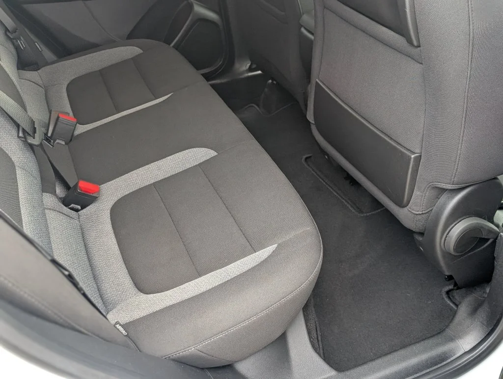 Used 2025 White Chevrolet LT image 34