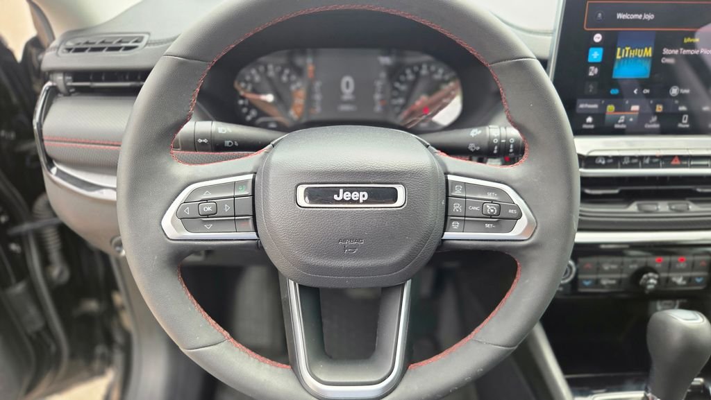 Used 2022 Black Jeep Trailhawk image 24