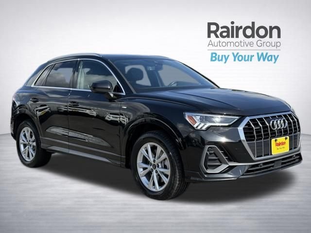 2024 Audi Q3 45 TFSI S Line Premium quattro's photo