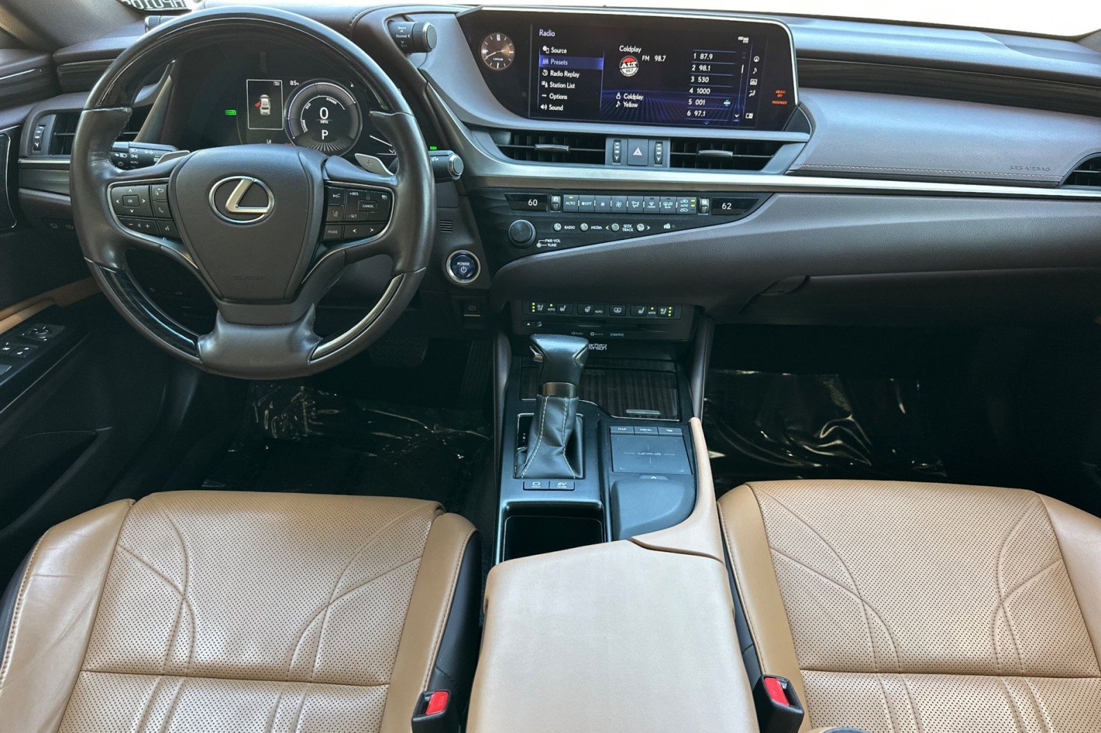 Used 2019 WHITE Lexus ES 300h image 6