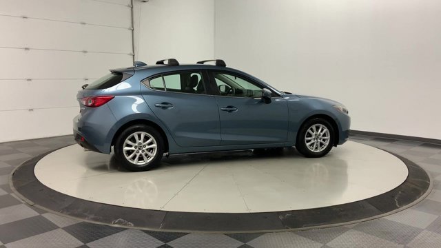 Used 2014 Blue Reflex Mica Mazda i Grand Touring image 8