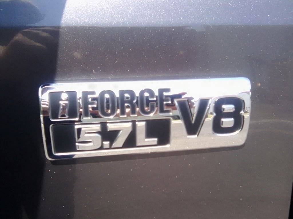 Used 2020 Gray Toyota SR5 image 3