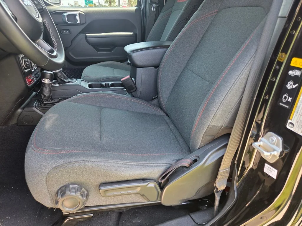 Used 2025 Black Jeep Rubicon image 10