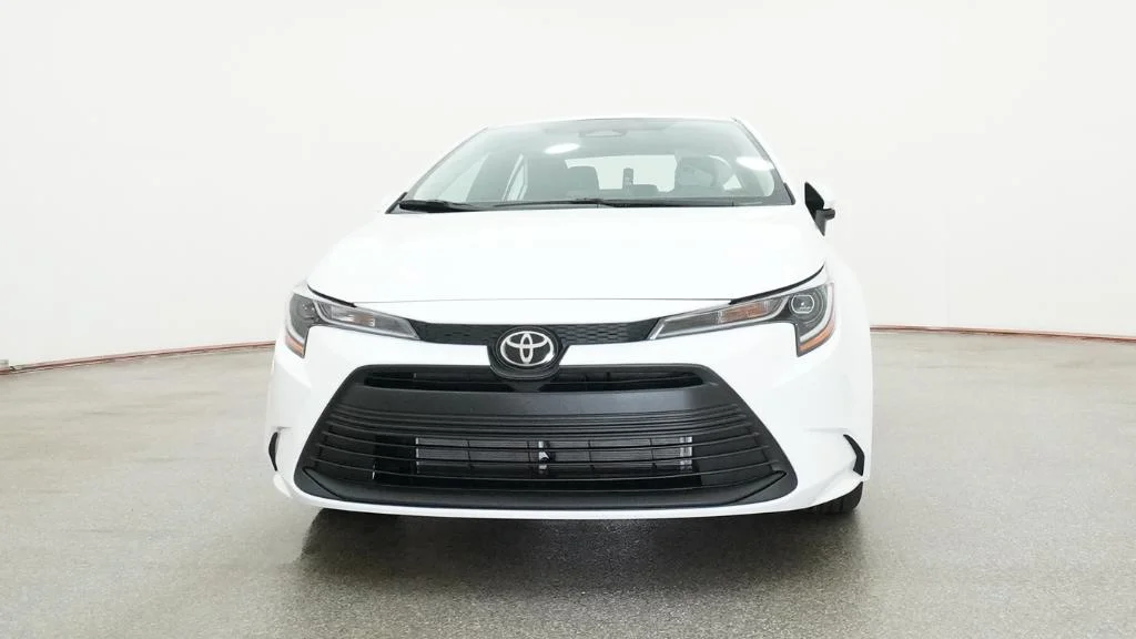 New 2026 Ice Cap Toyota LE image 15