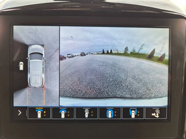 Used 2021 Black Chevrolet Premier image 33