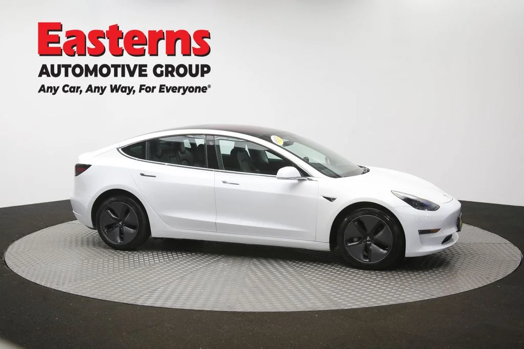 Used 2018 White Tesla Long Range image 39
