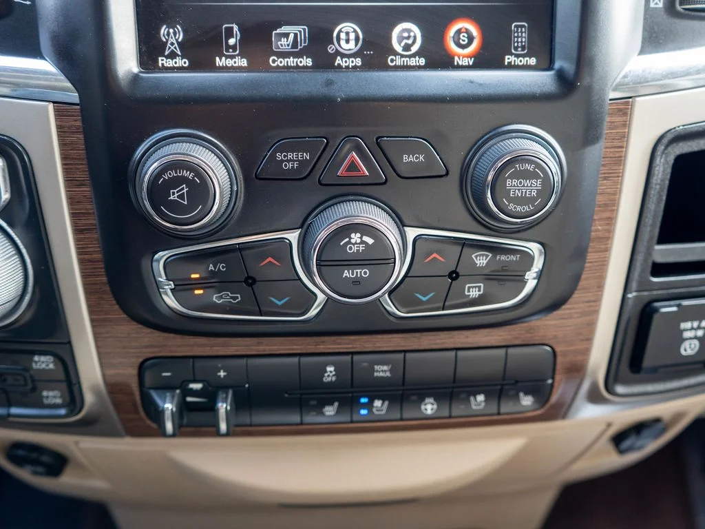 Used 2015 White Ram Laramie image 25