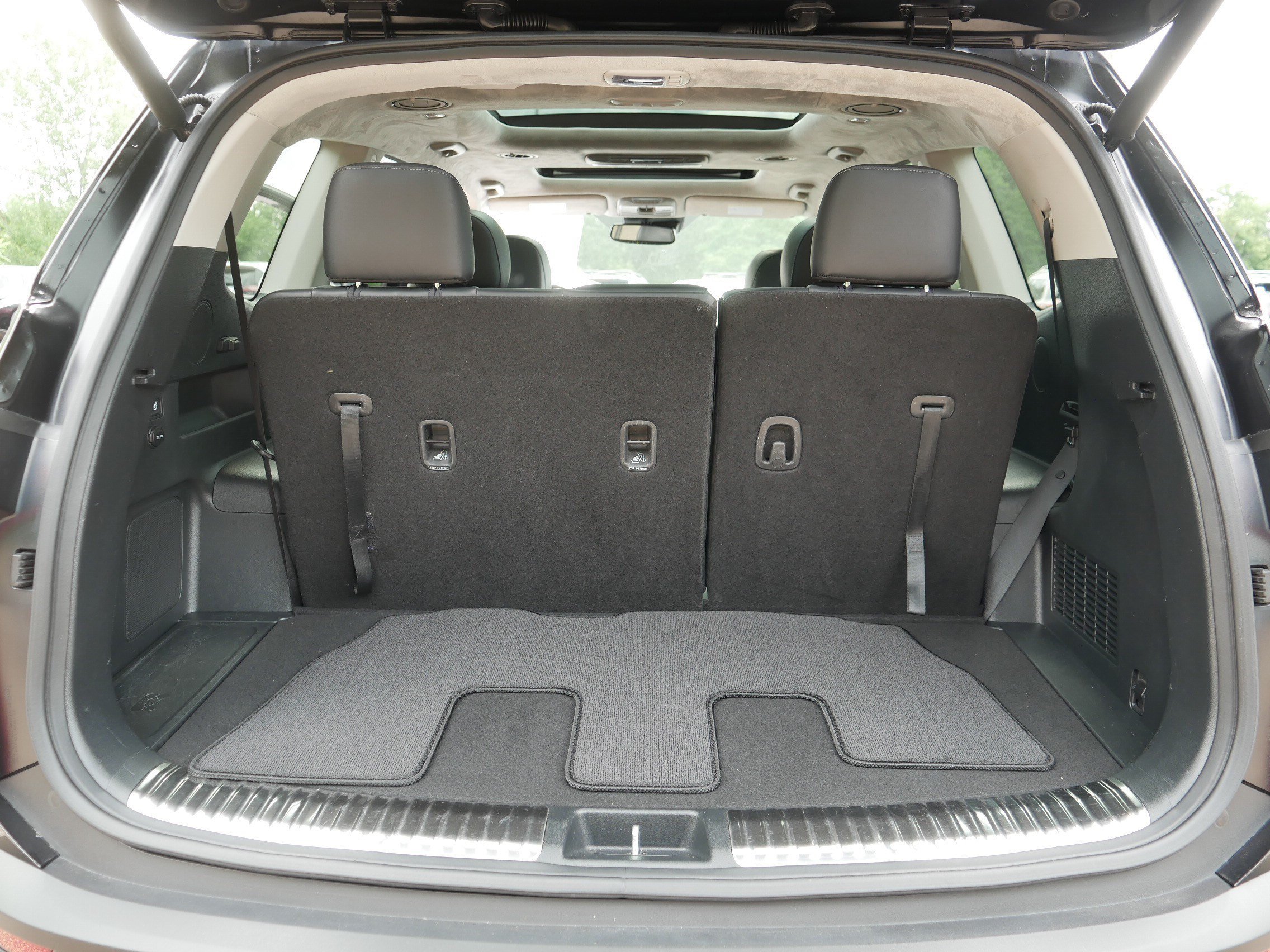 Certified Used 2022 Ebony Black Kia SX image 18