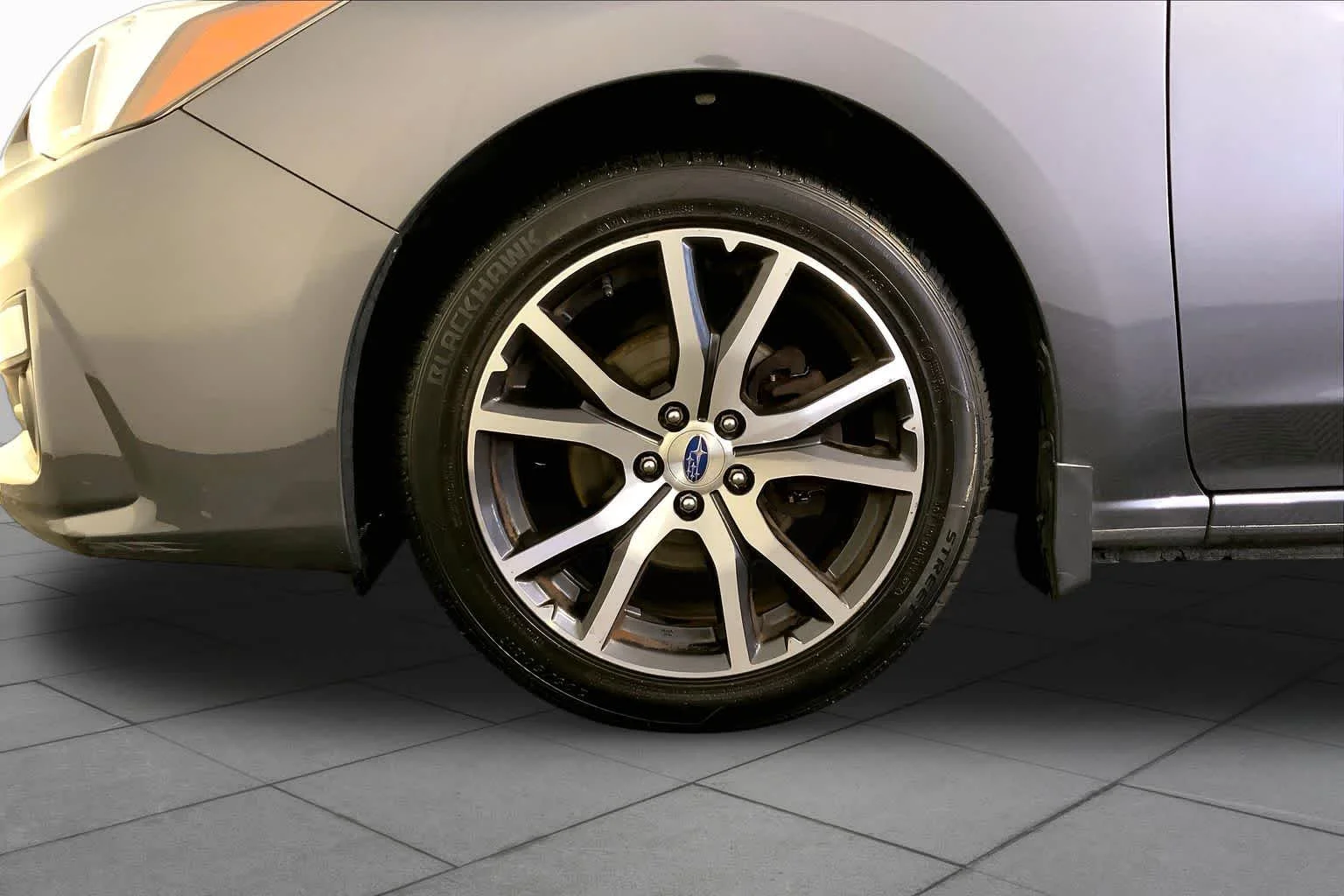 Used 2019 Magnetite Gray Metallic Subaru Limited image 11