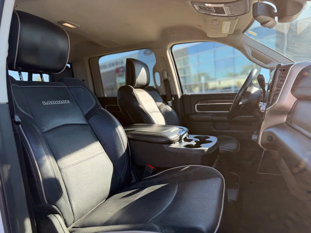 Used 2024 White Ram Laramie image 13