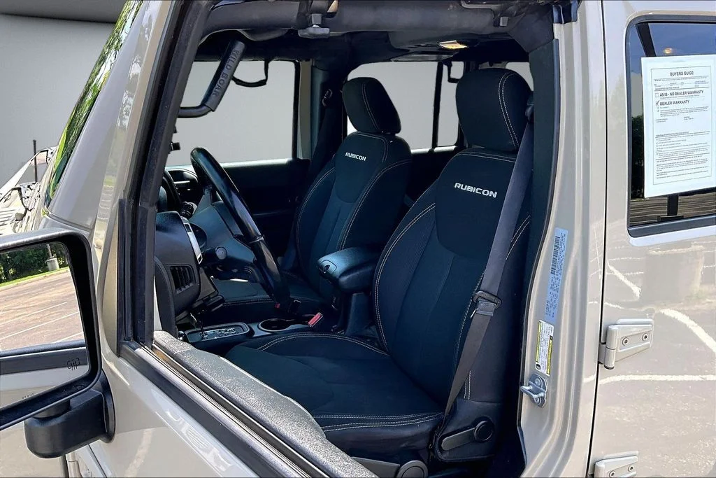 Certified Used 2018 Beige Jeep Unlimited Rubicon image 20