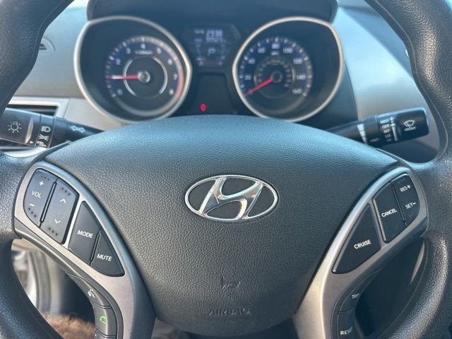 2013 Hyundai Elantra GLS - Photo 14