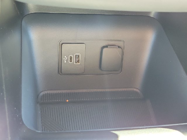 New 2027 Vapor Blue Metallic Ford Active image 59
