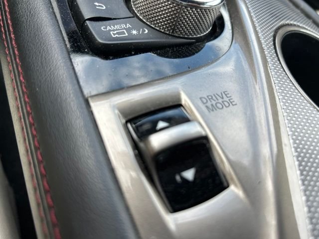 Used 2019 White INFINITI Red Sport 400 image 28