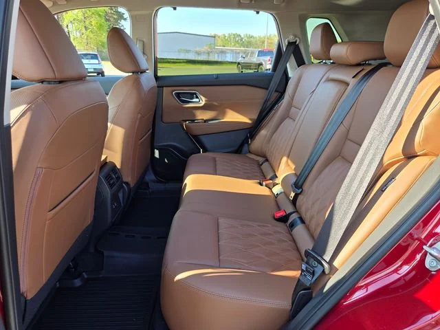 New 2026 Scarlet Ember Tintcoat Nissan Platinum image 12