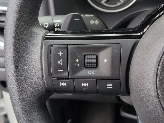 Used 2023 White Nissan SV image 17