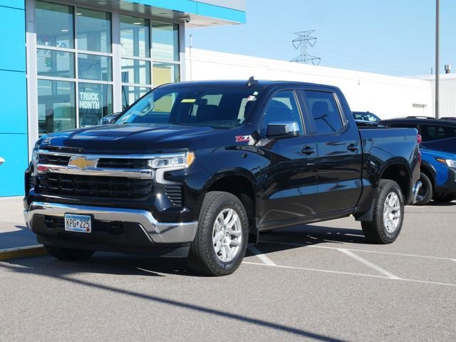 Used 2023 Chevrolet Silverado 1500 LT with VIN 2GCUDDED5P1125812 for sale in Roseville, Minnesota