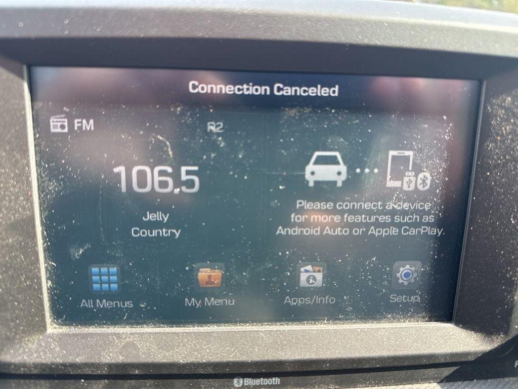 Used 2020 Sonic Silver Hyundai SE image 9