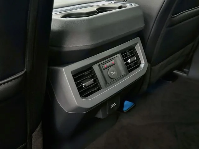 New 2026 Agate Black Metallic Ford F-250® Lariat® image 27