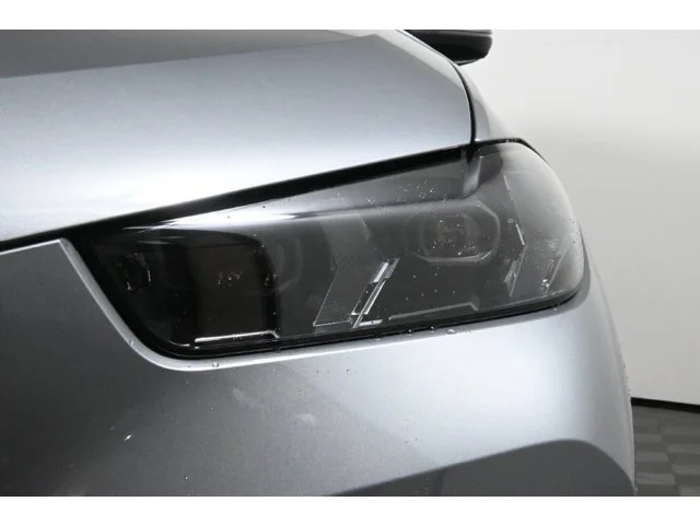 New 2026 Skyscraper Grey Metallic BMW xDrive50e image 11