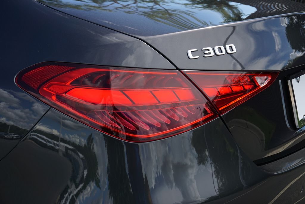 Used 2025 Graphite Gray Metallic Mercedes-Benz C 300 image 14