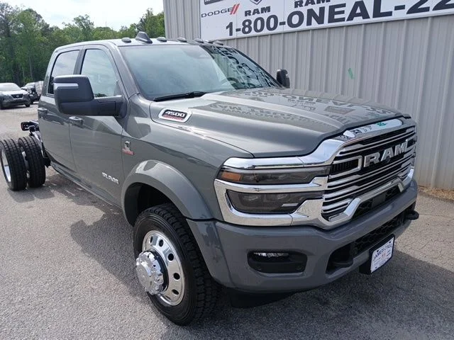 2026 RAM 4500 Big Horn 4X4 Crew Cab DRW 173" WB's photo