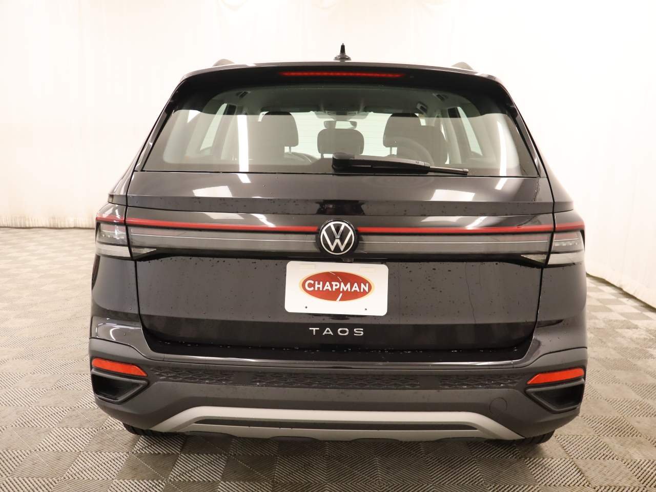 Certified Used 2025 Deep Black Pearl Volkswagen S image 5
