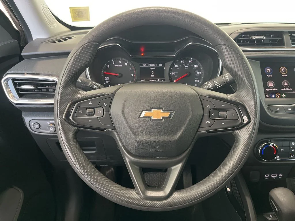 Used 2023 Black Chevrolet LT image 5