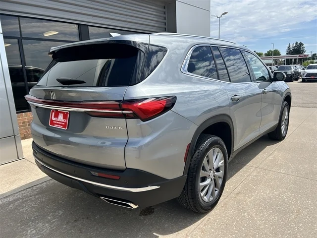 Used 2025 GRAY BUICK Preferred image 4