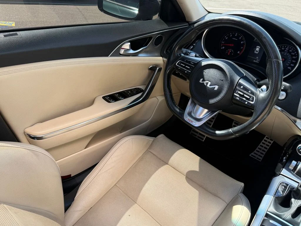 Used 2022 Ascot Green Kia GT1 image 48