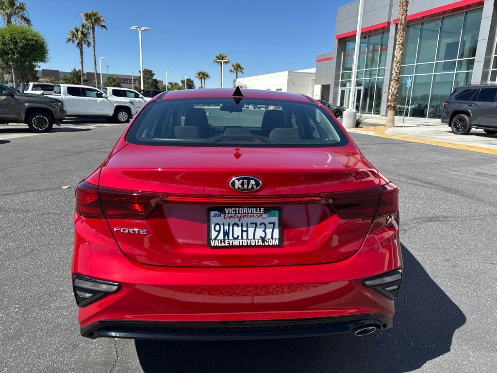 Used 2021 Red Kia LXS image 6