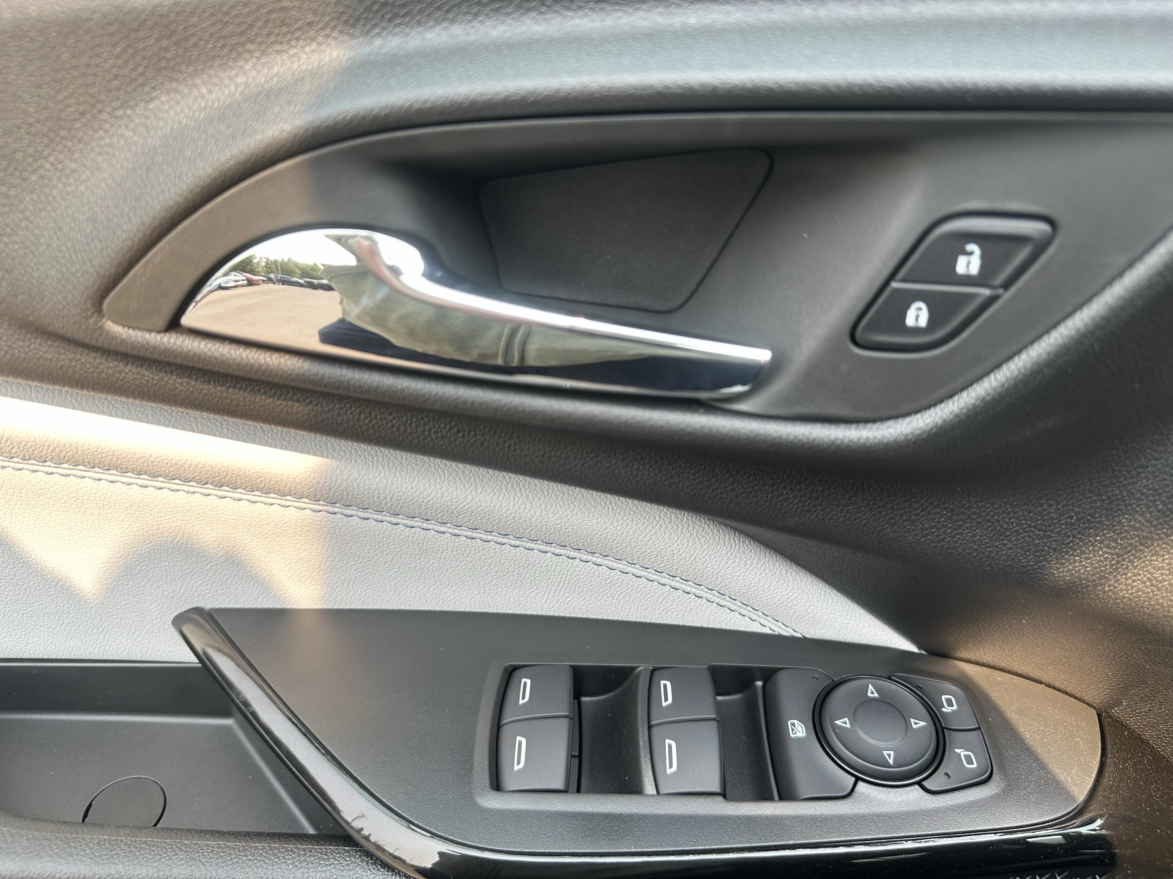 New 2026 Summit White Chevrolet LT image 7